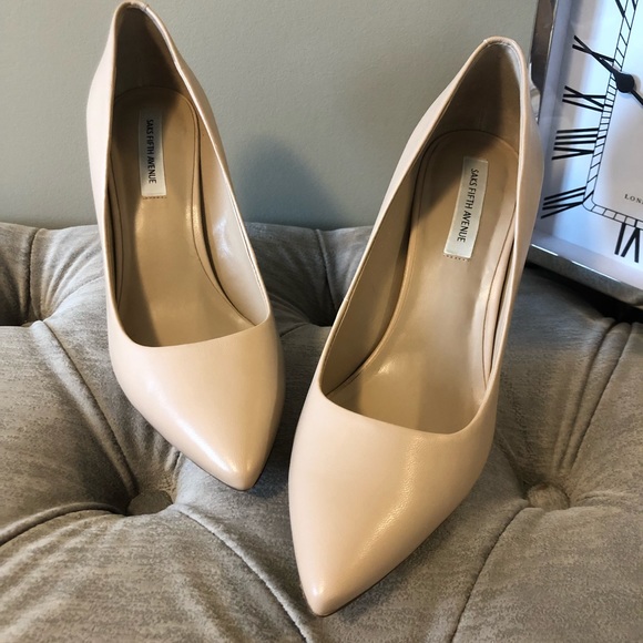 Saks Fifth Ave Size 9 Beige Pumps - Picture 3 of 6